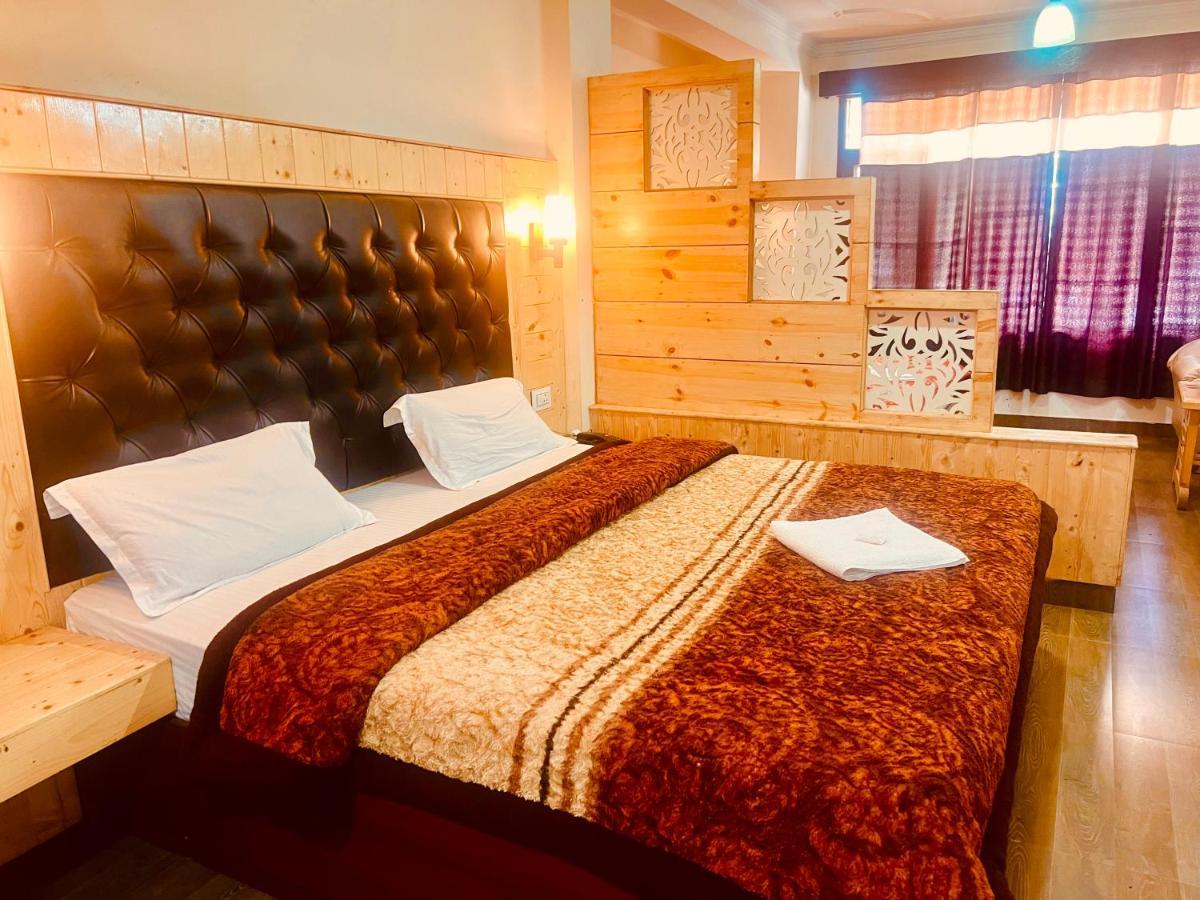 Wooib Hotels Manāli Buitenkant foto