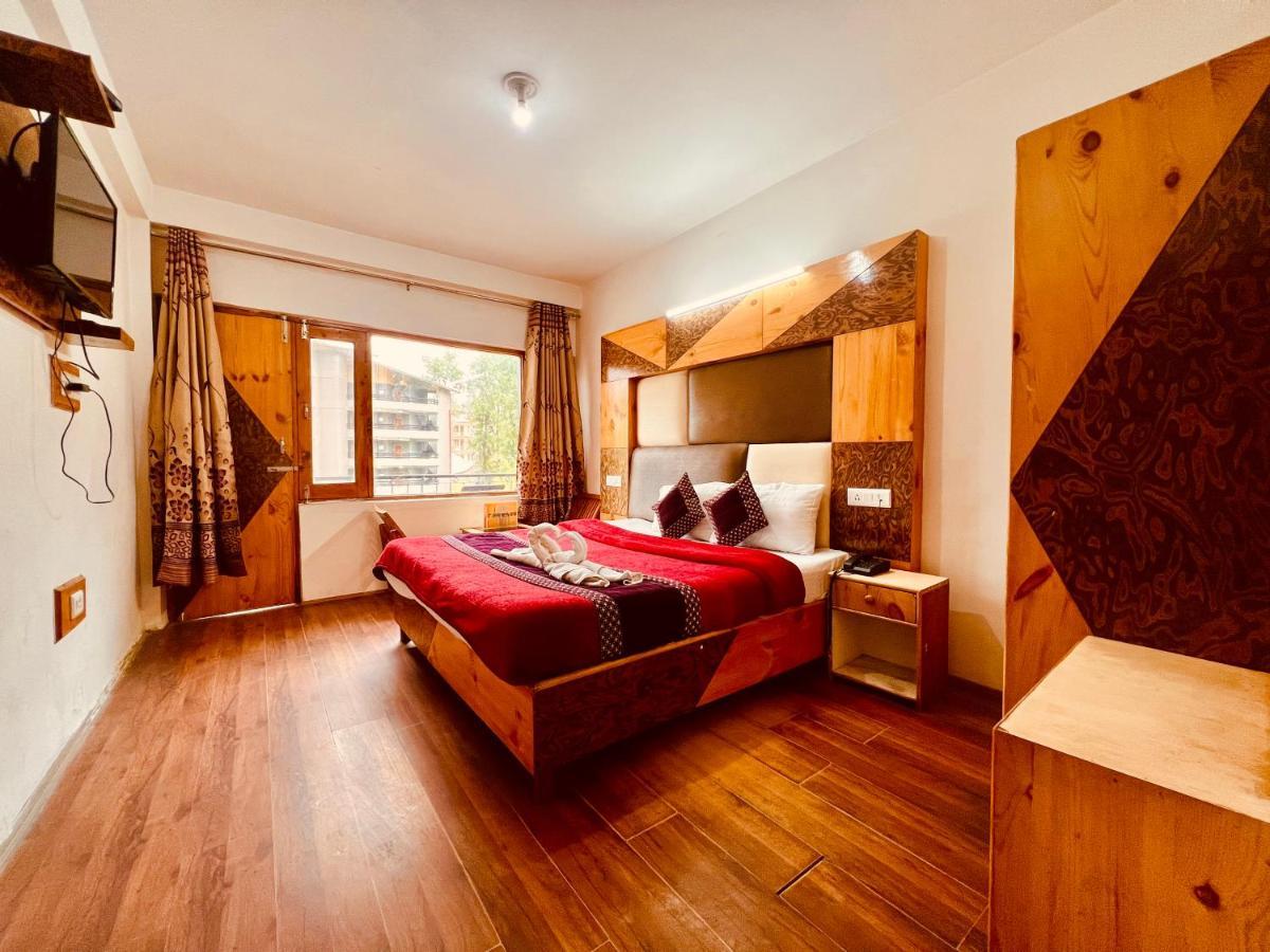 Wooib Hotels Manāli Buitenkant foto